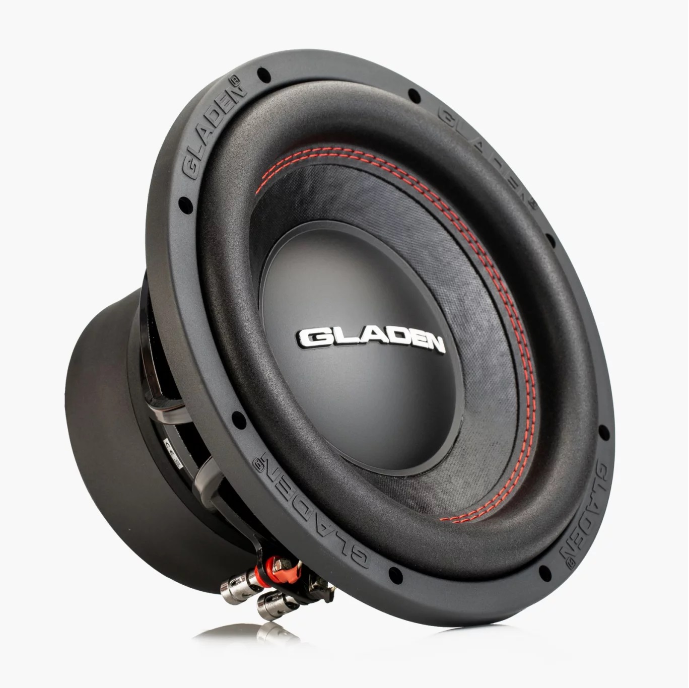 25: Сабвуфер GLADEN RS-X 10